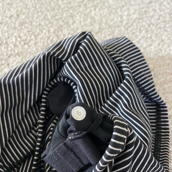 Lululemon power y tank, black and white stripe, size 10 - Picture 2 of 3